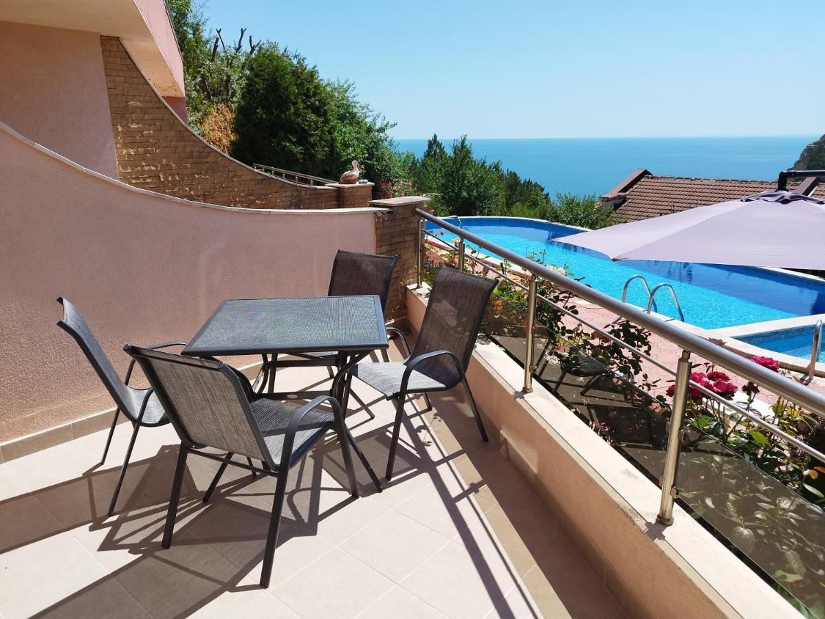 Apartamento Green, quiet&beautiful 1 Kavarna Exterior foto