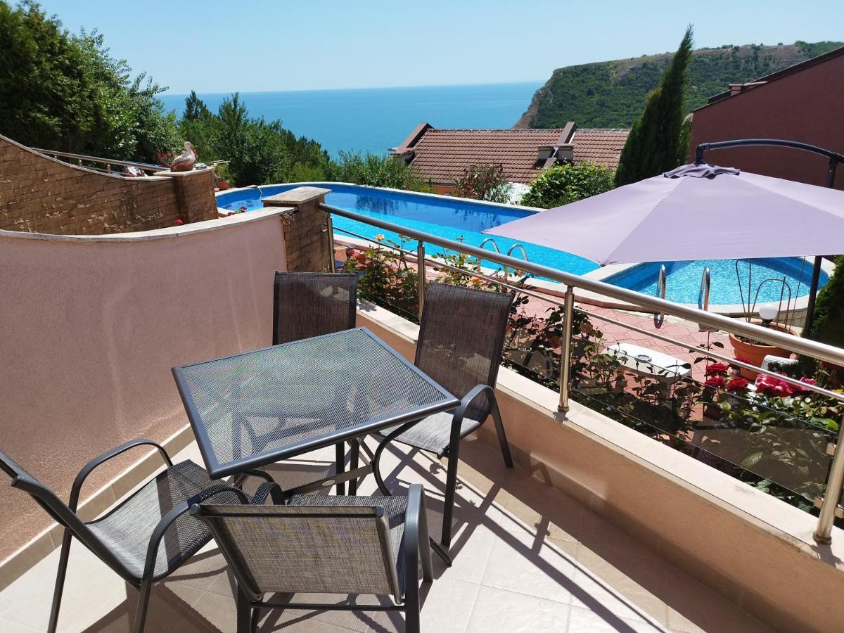 Apartamento Green, quiet&beautiful 1 Kavarna Exterior foto