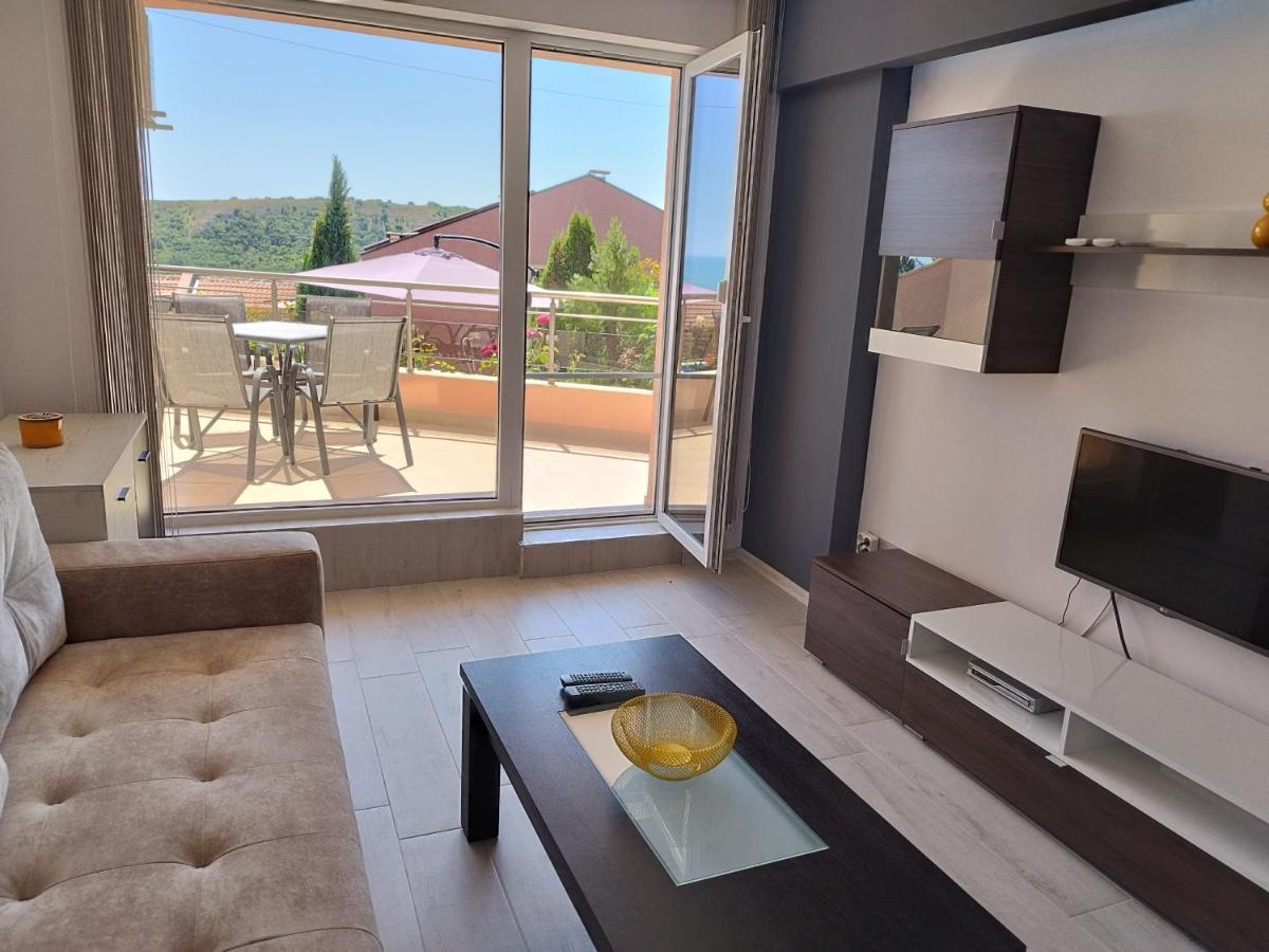 Apartamento Green, quiet&beautiful 1 Kavarna Exterior foto
