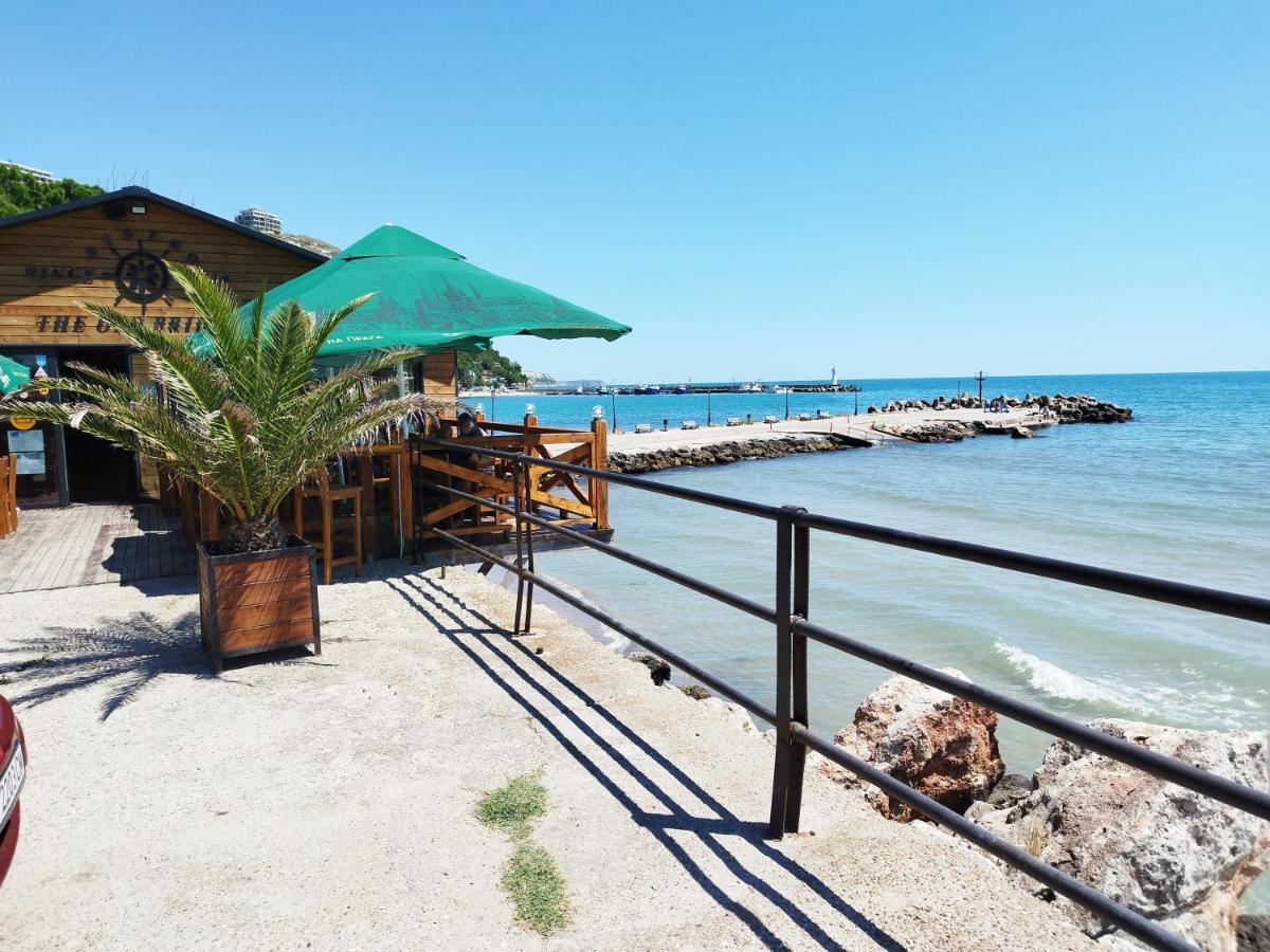 Apartamento Green, quiet&beautiful 1 Kavarna Exterior foto